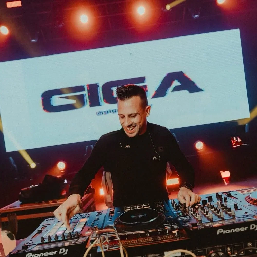 DJ Giga