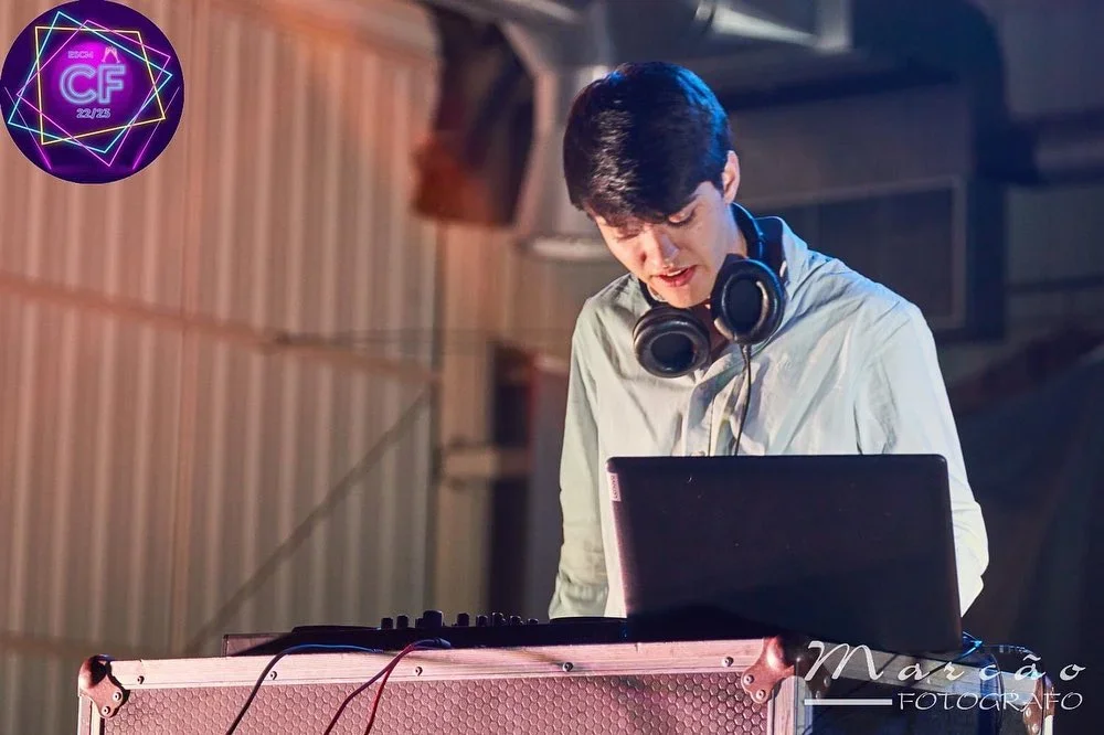 DJ Mike Del Mata